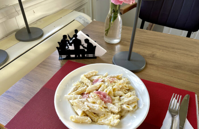 Penne with Prosciutto & Panna